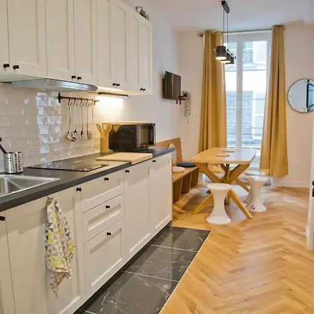 Fully Renovated Historic In Heart Mouffetard *