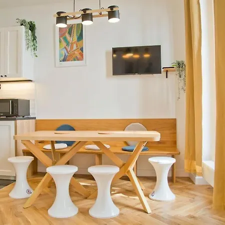 Fully Renovated Historic In Heart Mouffetard Appartement *