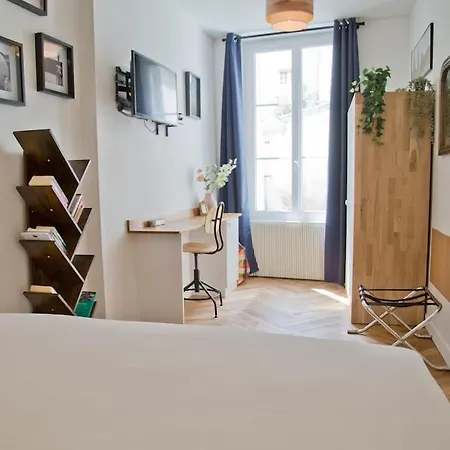 Appartement Fully Renovated Historic In Heart Mouffetard Paris