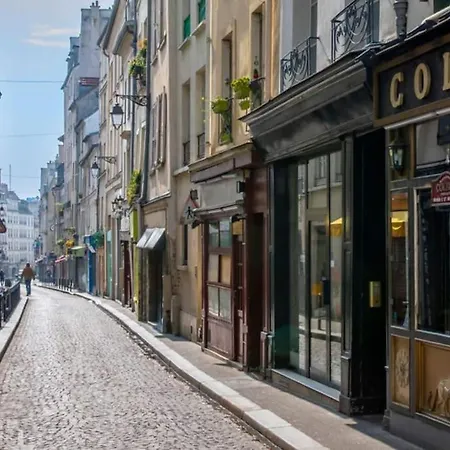 Apartment Fully Renovated Historic In Heart Mouffetard Paris
