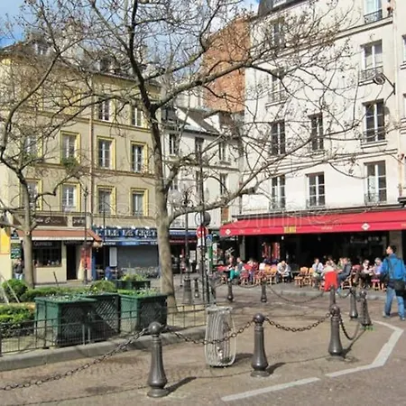 Fully Renovated Historic In Heart Mouffetard Apartment